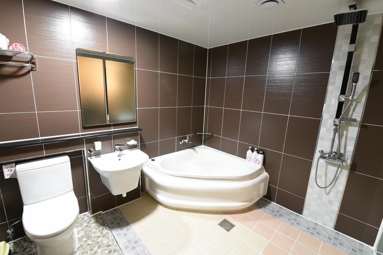 Jecheon Q Motel エクステリア 写真
