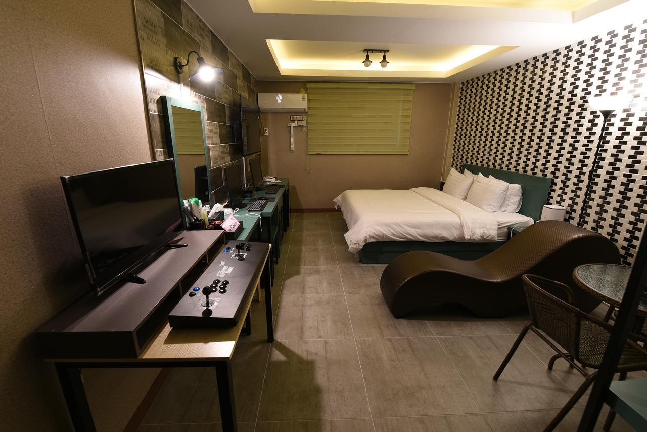Jecheon Q Motel エクステリア 写真
