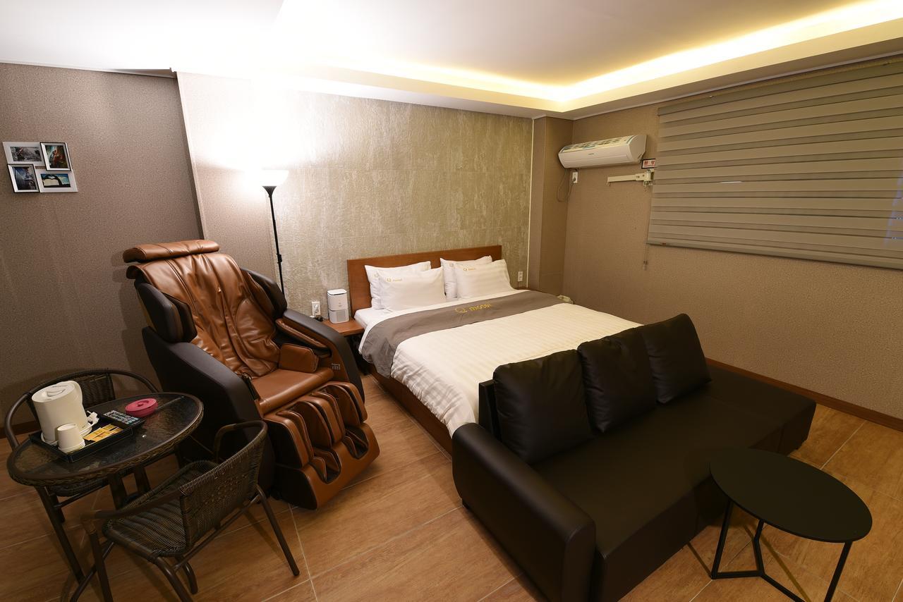 Jecheon Q Motel エクステリア 写真