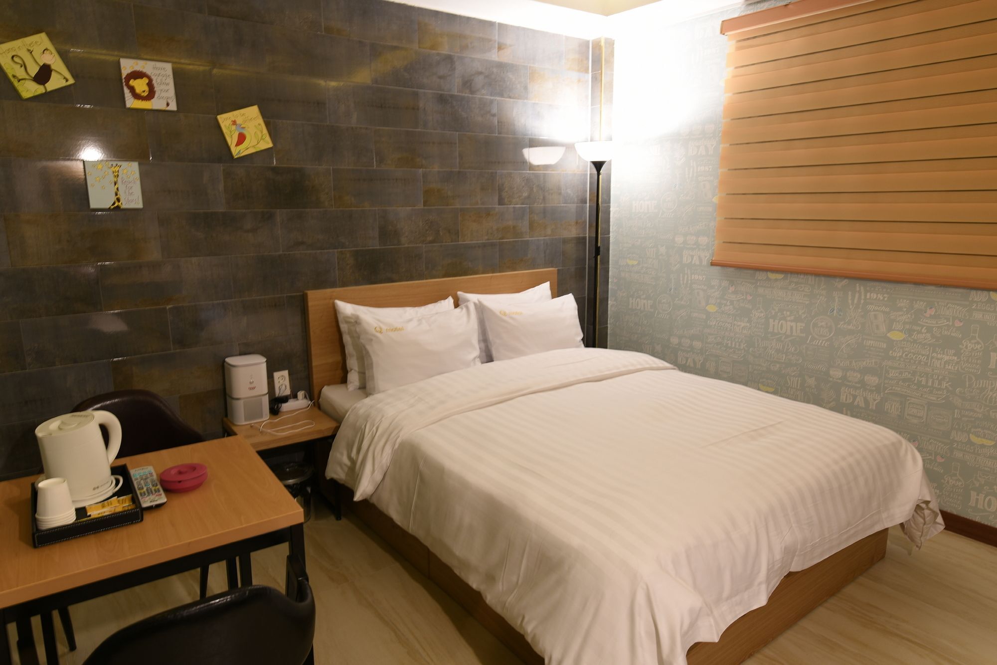 Jecheon Q Motel エクステリア 写真